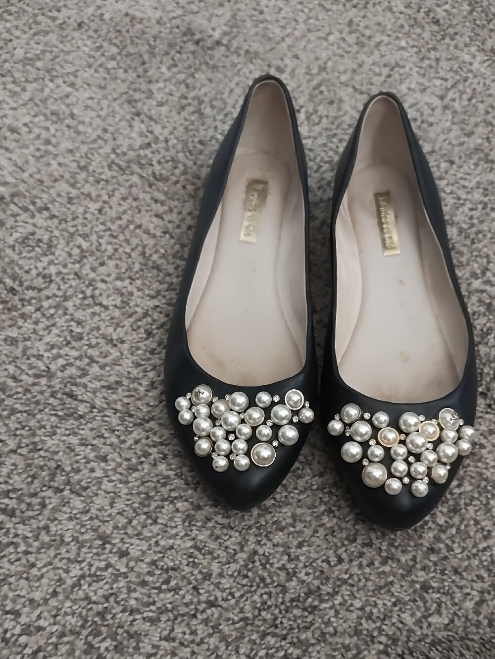 Louise et Cie Black Pearl-Cluster Ballet Flats